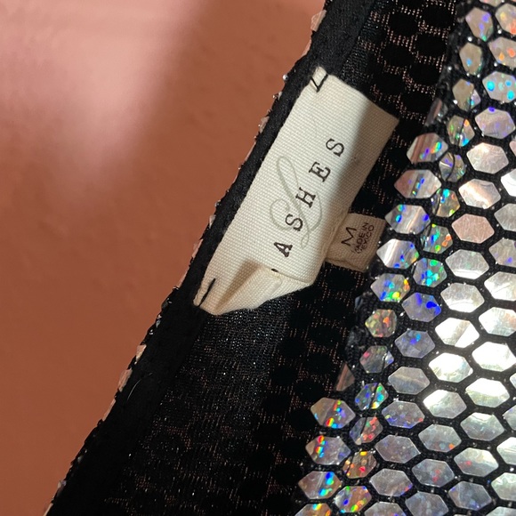 Vintage shiny & short jumpsuit sz M - Picture 4 of 4